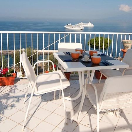 Casa Correale Apartment Sorrento Bagian luar foto